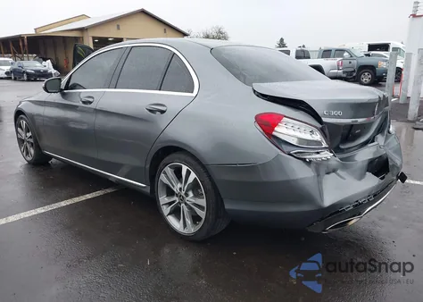 2018 Mercedes-Benz C 300 from USA, damaged, VIN 55SWF4JB4JU256062